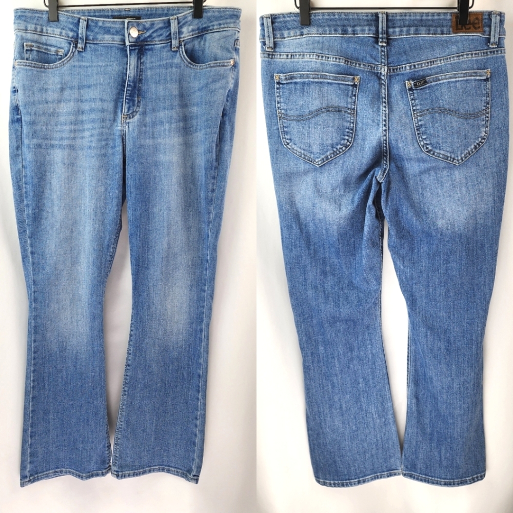 LEE Women's Bootcut Mid Rise Secretly Shapes Denim Blue Jeans Size 14 Short